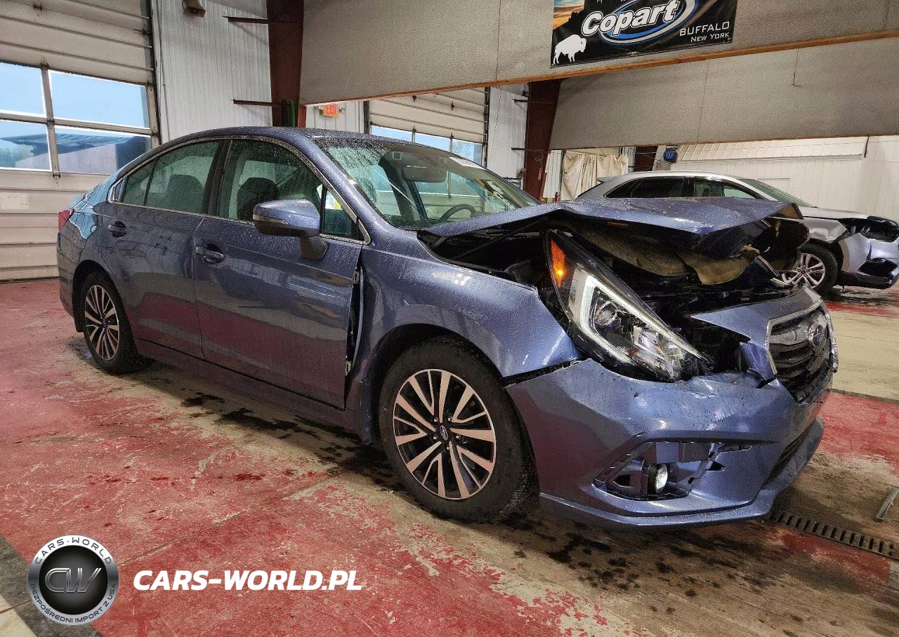 2018 Subaru Legacy 2.5I Premium VIN:4S3BNAF68J3006429 - 4
