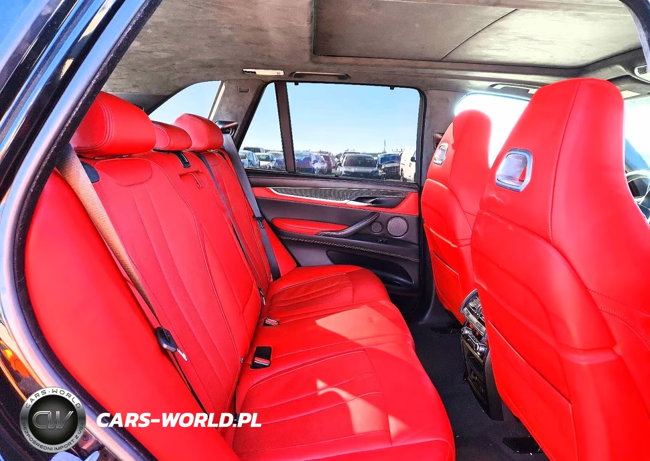 2018 BMW X5 M VIN:5YMKT6C58J0X21234 - 11