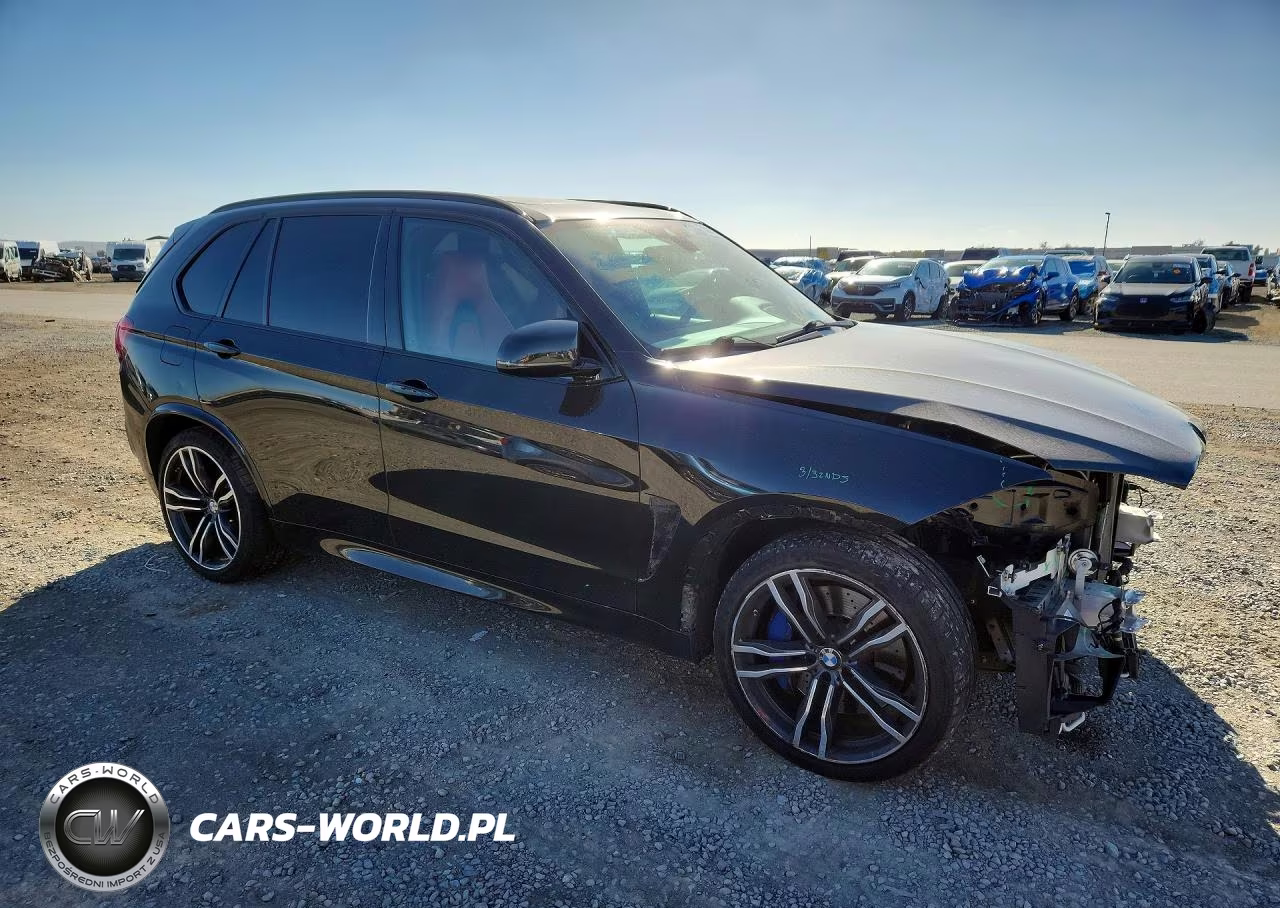 2018 BMW X5 M VIN:5YMKT6C58J0X21234 - 4
