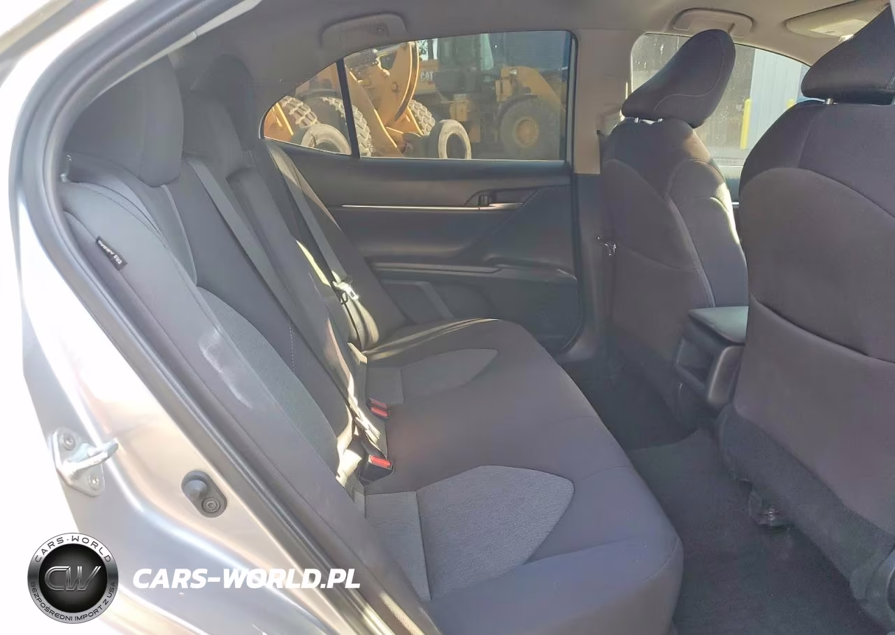 2024 Toyota Camry Le VIN:4T1C11AK4RU863238 - 10