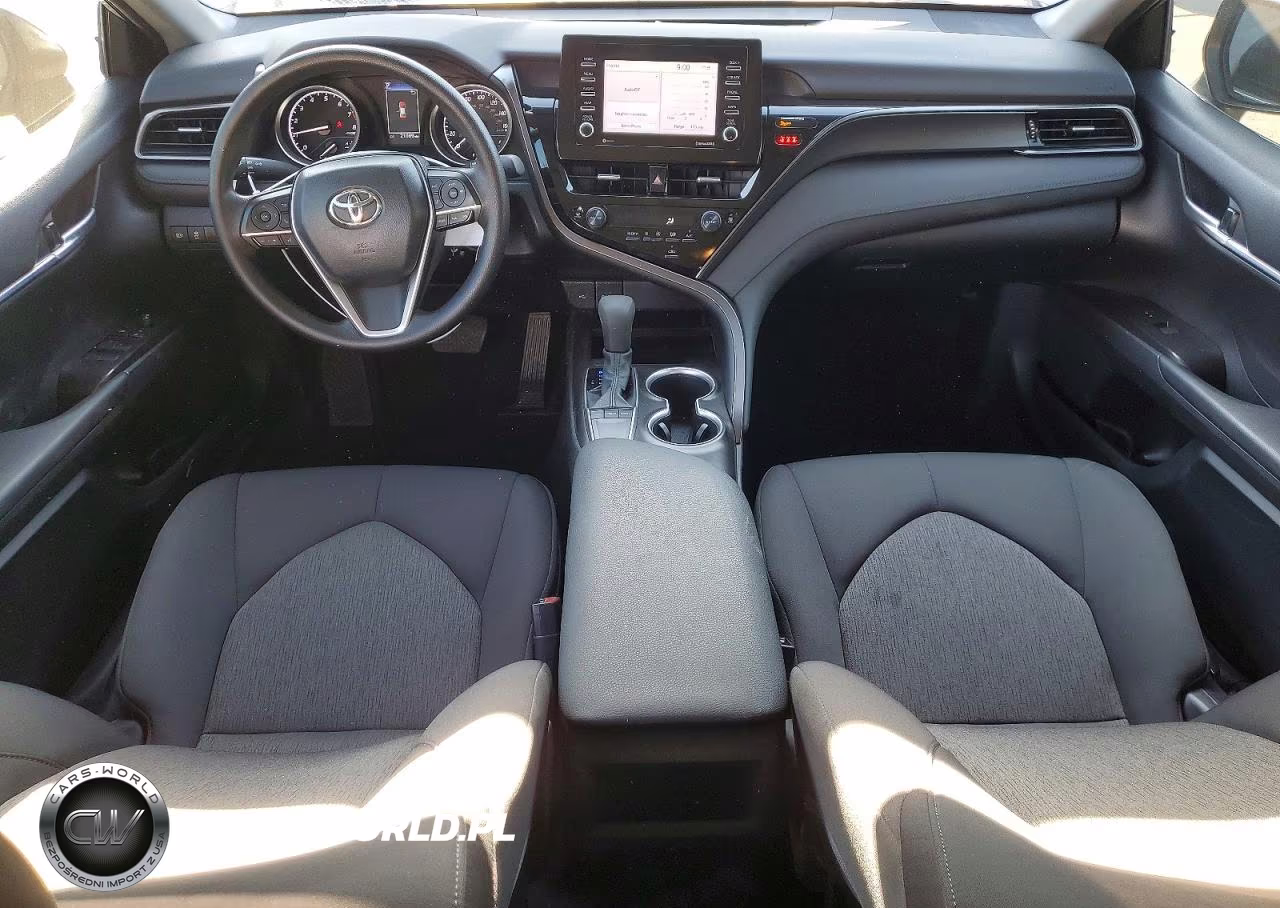 2024 Toyota Camry Le VIN:4T1C11AK4RU863238 - 8