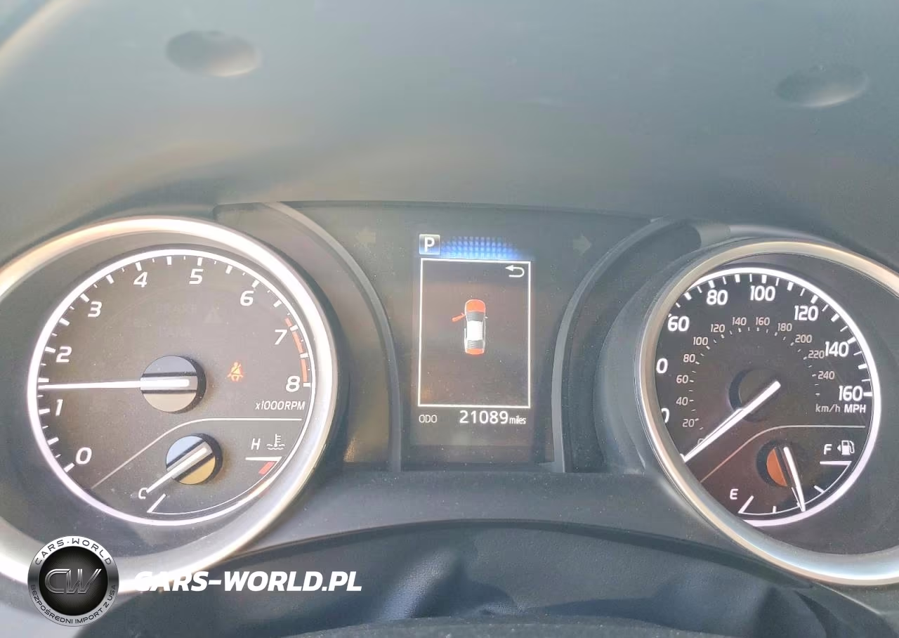2024 Toyota Camry Le VIN:4T1C11AK4RU863238 - 9