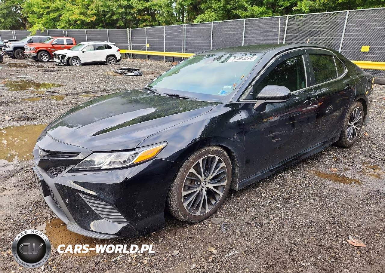 2020 Toyota Camry Se – zdjęcie 1 z 12