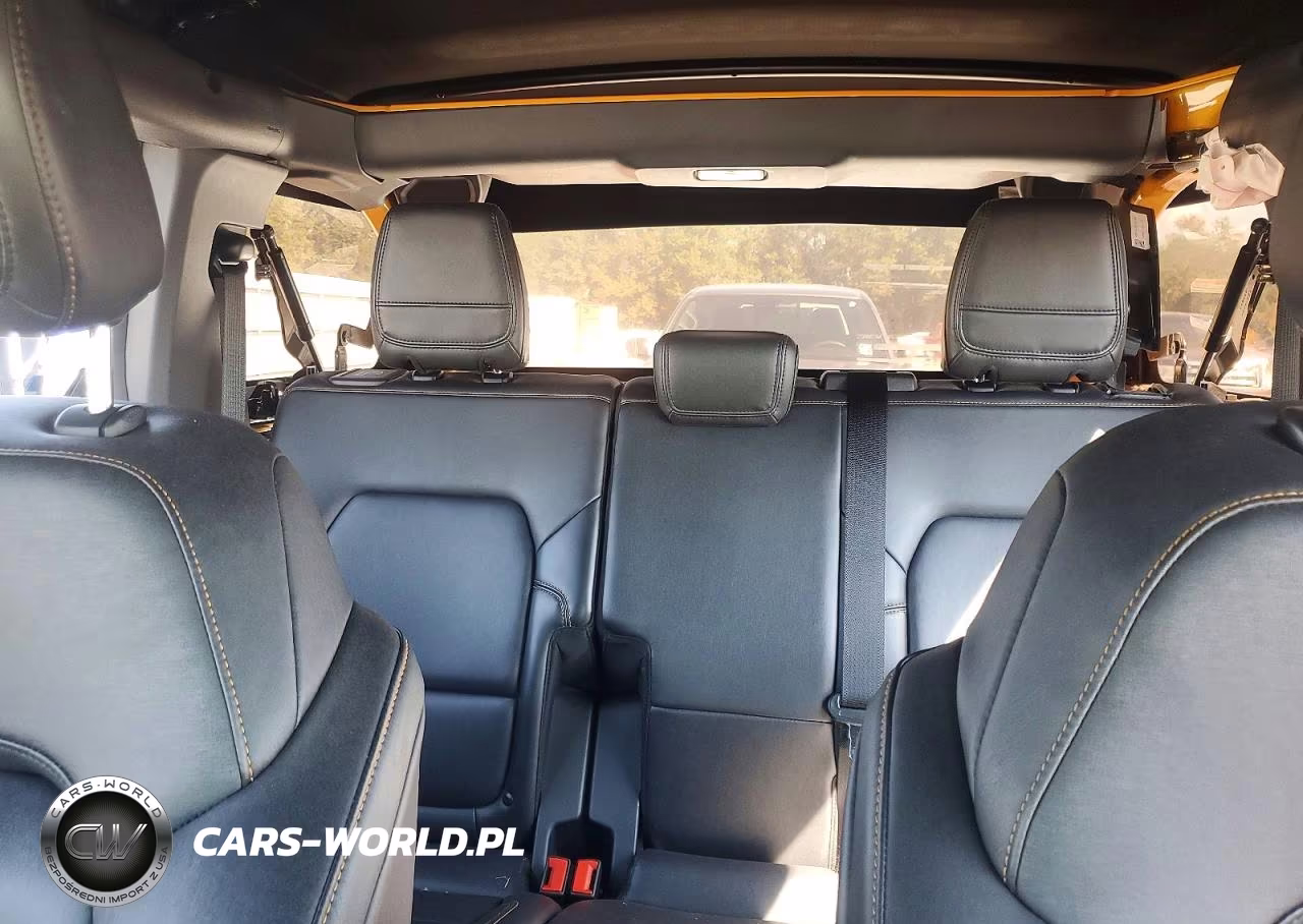 2021 Ford Bronco Base VIN:1FMEE5DP6MLA98589 - 10