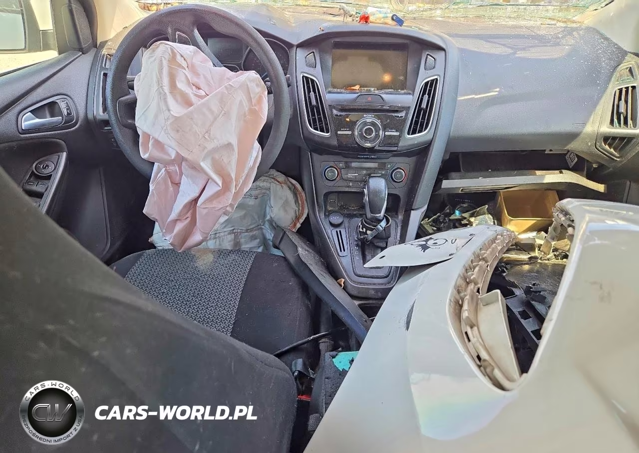 2018 Ford Focus Sel VIN:1FADP3H26JL265256 - 8