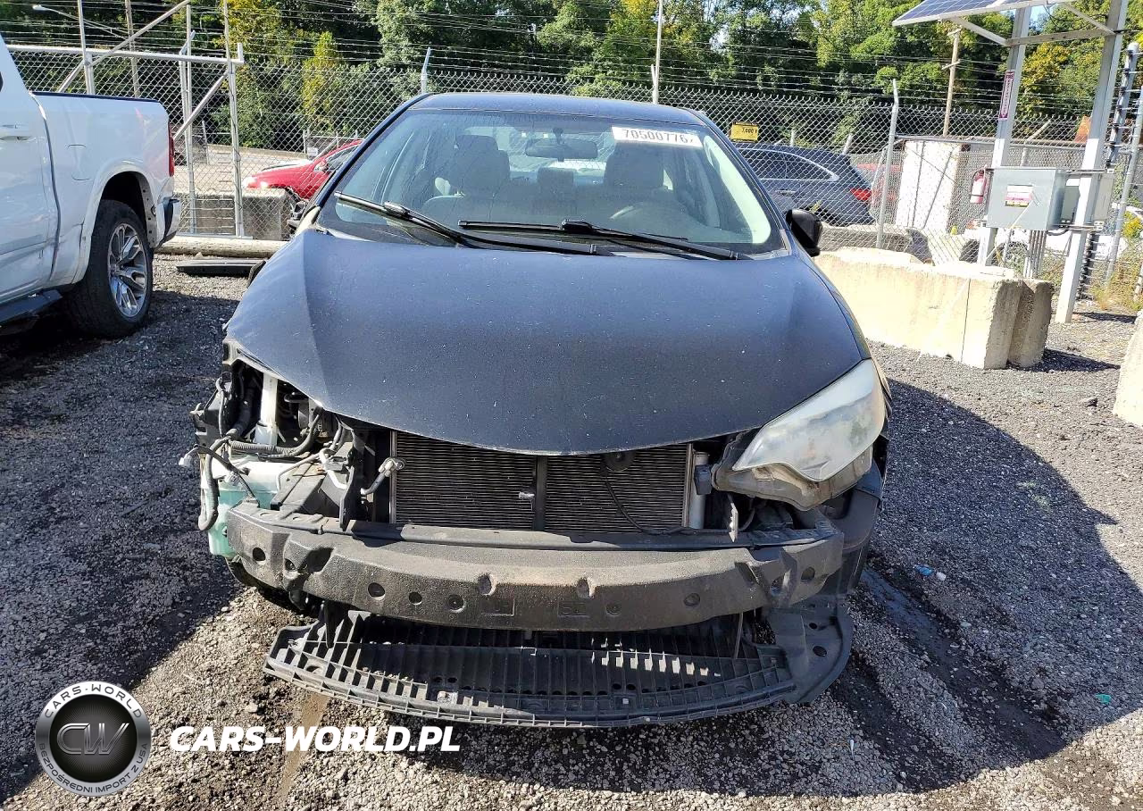 2015 Toyota Corolla Le VIN:2T1BURHE4FC422515 - 5