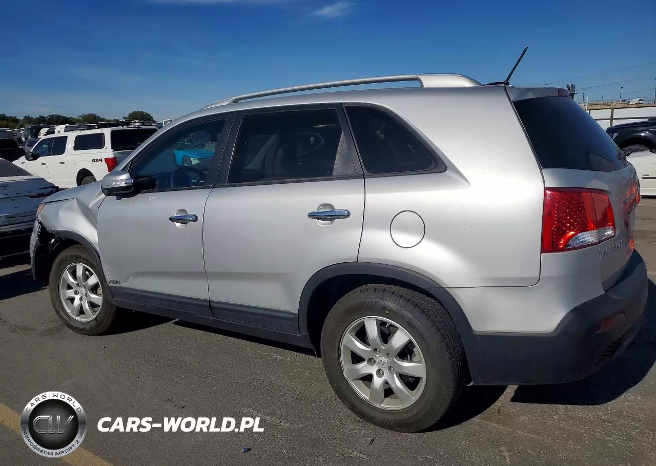 2011 Kia Sorento Lx VIN:5XYKTDA12BG178469 - 2