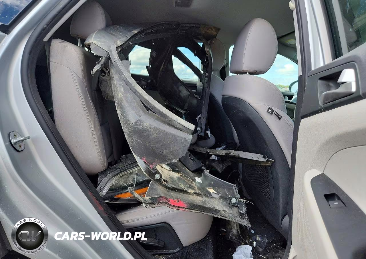 2019 Hyundai Tucson Sport VIN:KM8J33AL6KU061995 - 10