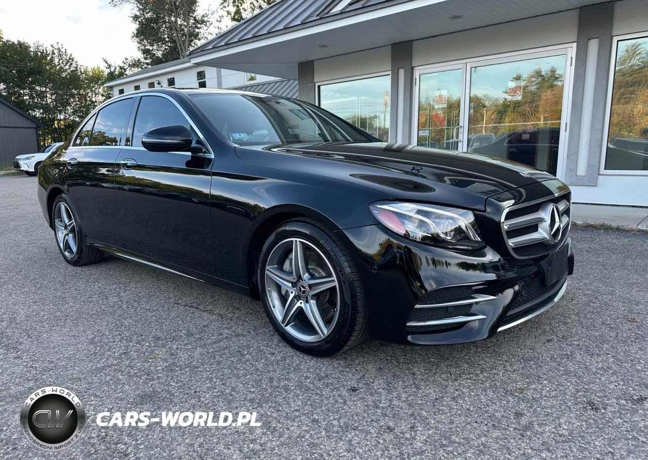 2018 Mercedes-Benz E 300 4Matic VIN:WDDZF4KB1JA320327 - 1