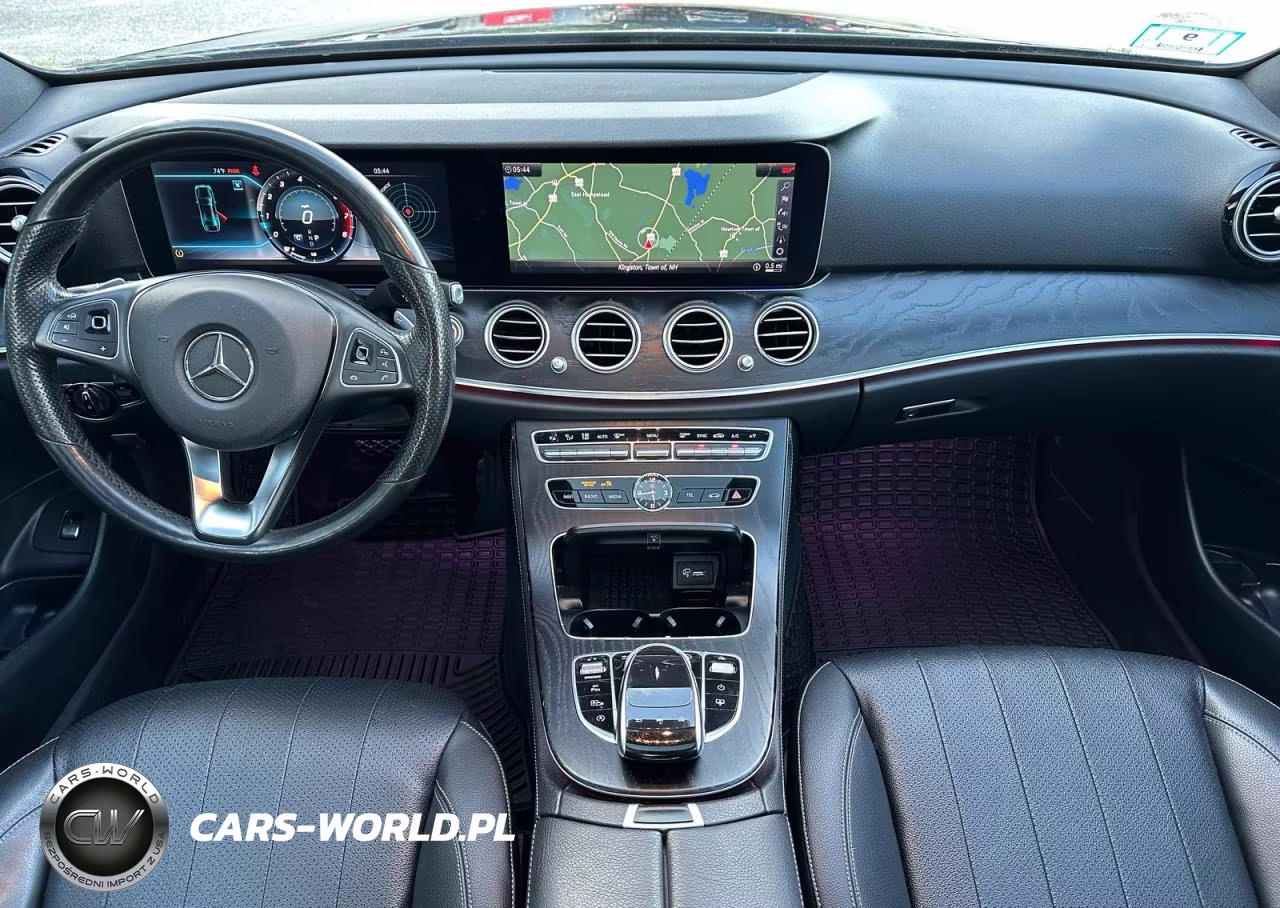 2018 Mercedes-Benz E 300 4Matic VIN:WDDZF4KB1JA320327 - 9