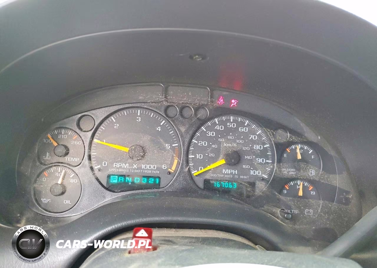 1998 Chevrolet Blazer VIN:1GNDT13W9W2171297 - 9