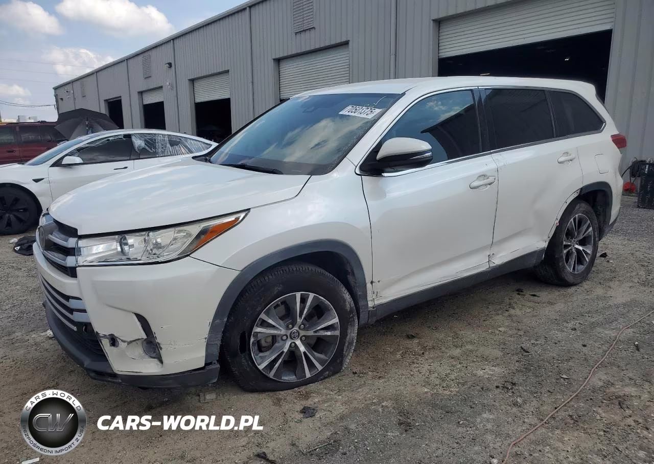 2019 Toyota Highlander Le