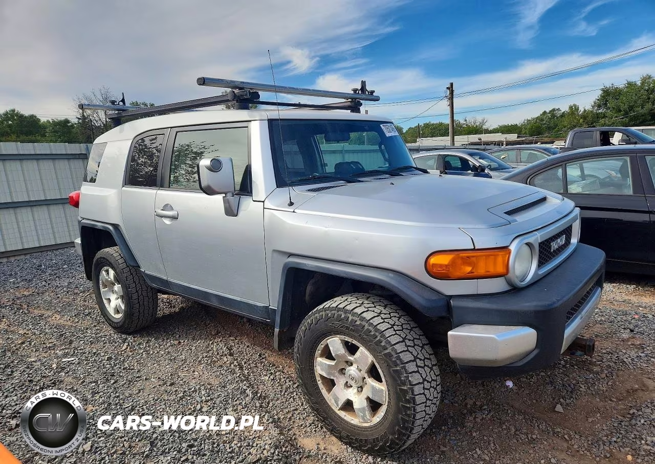 2007 Toyota Fj Cruiser Base VIN:JTEBU11F570055099 - 4