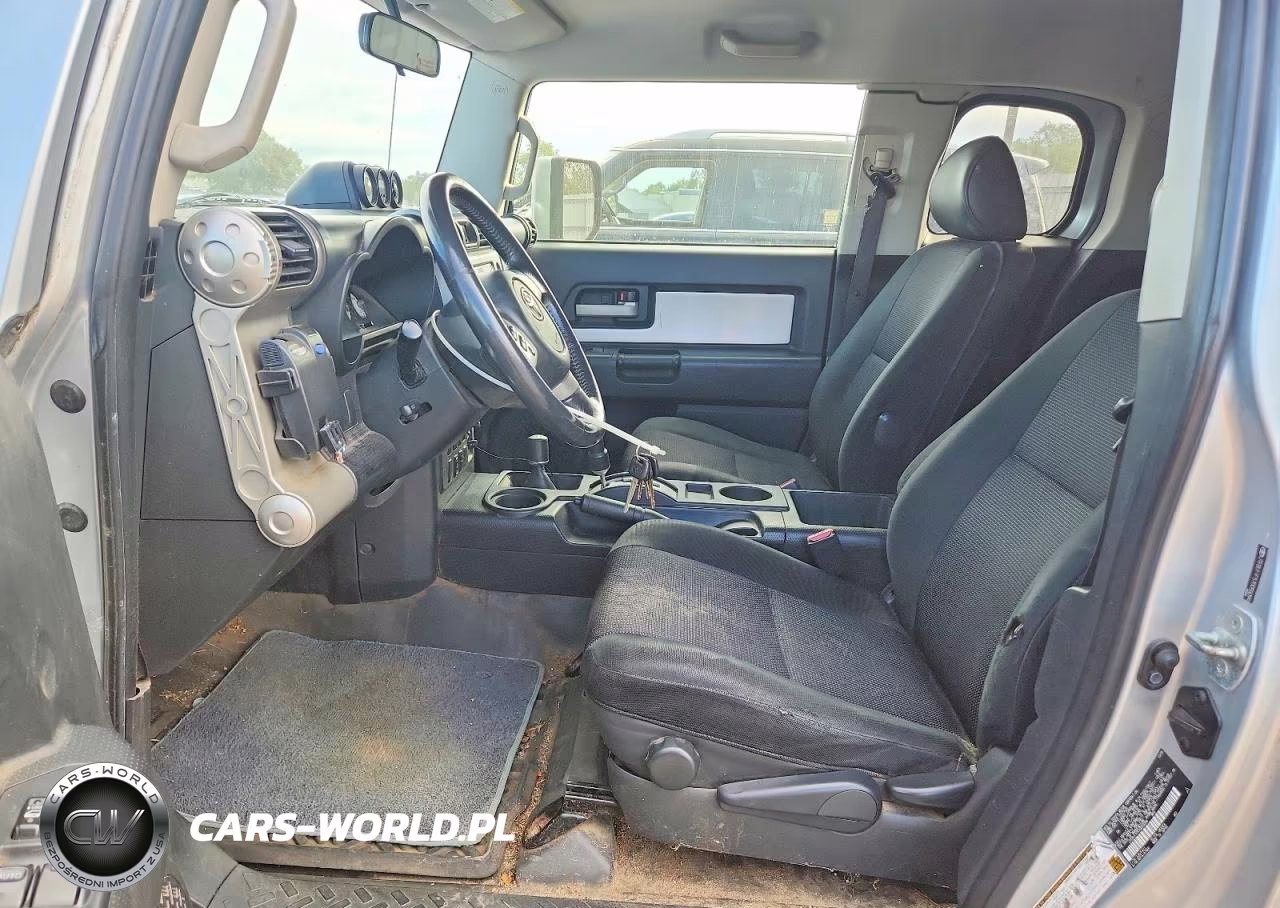 2007 Toyota Fj Cruiser Base VIN:JTEBU11F570055099 - 7