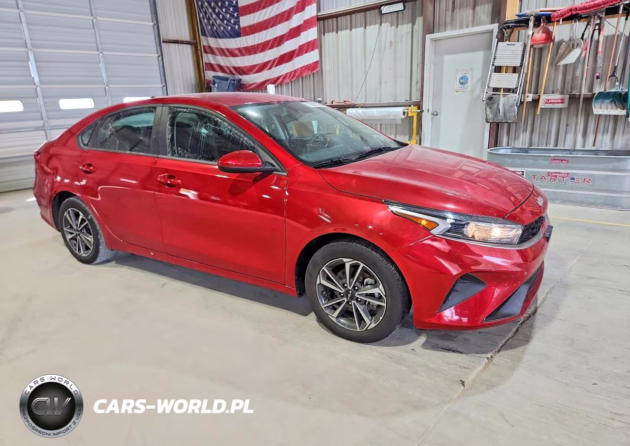 2024 Kia Forte Lxs VIN:3KPF24AD0RE767574 - 4