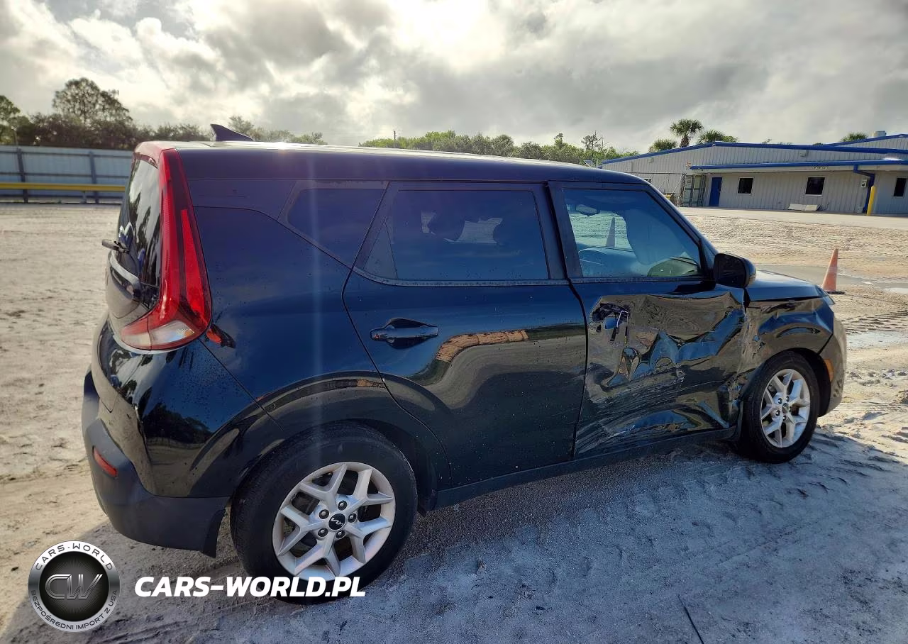 2022 Kia Soul S VIN:KNDJ23AU1N7802704 - 3