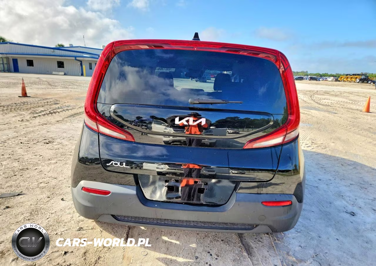 2022 Kia Soul S VIN:KNDJ23AU1N7802704 - 6