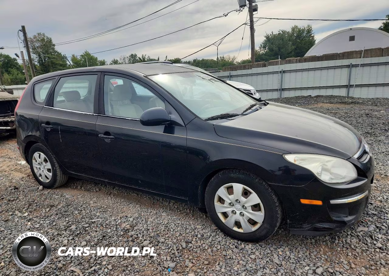 2010 Hyundai Elantra Touring Gls VIN:KMHDB8AE9AU085589 - 4