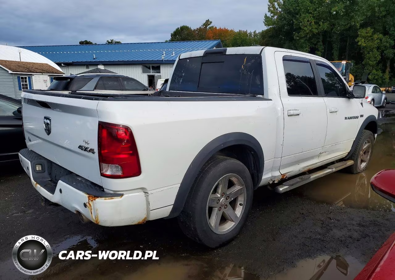2011 Dodge Ram 1500 VIN:1D7RV1CT1BS589836 - 3