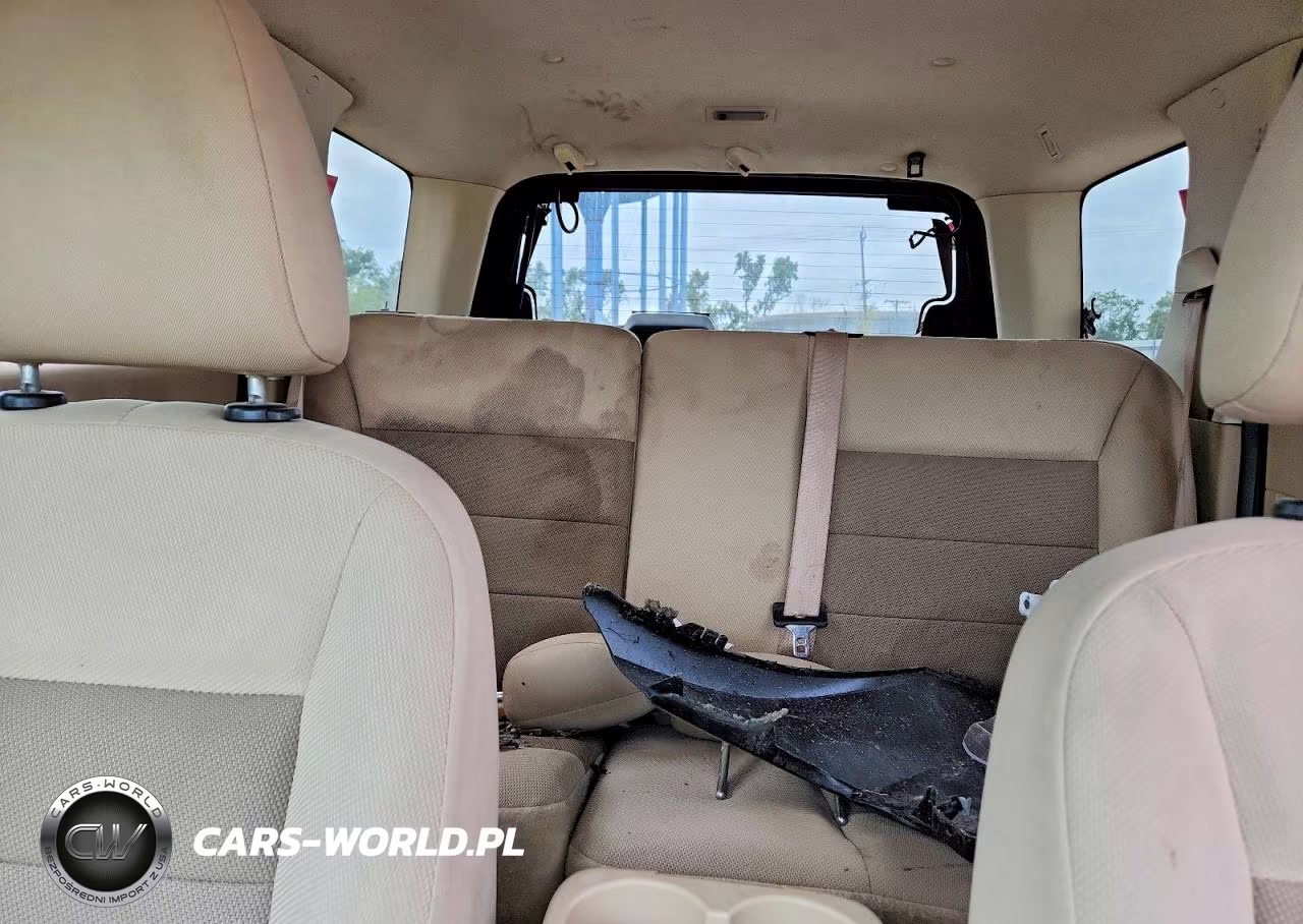 2008 Ford Escape Xlt VIN:1FMCU03178KD98972 - 10