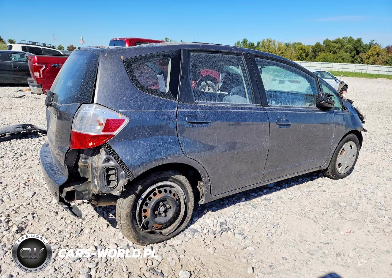 2012 Honda Fit VIN:JHMGE8H38CC017188 - 3