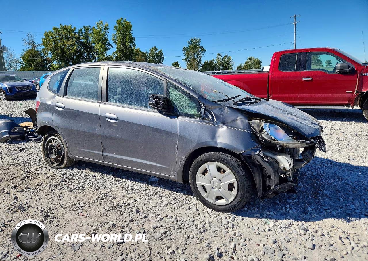 2012 Honda Fit VIN:JHMGE8H38CC017188 - 4