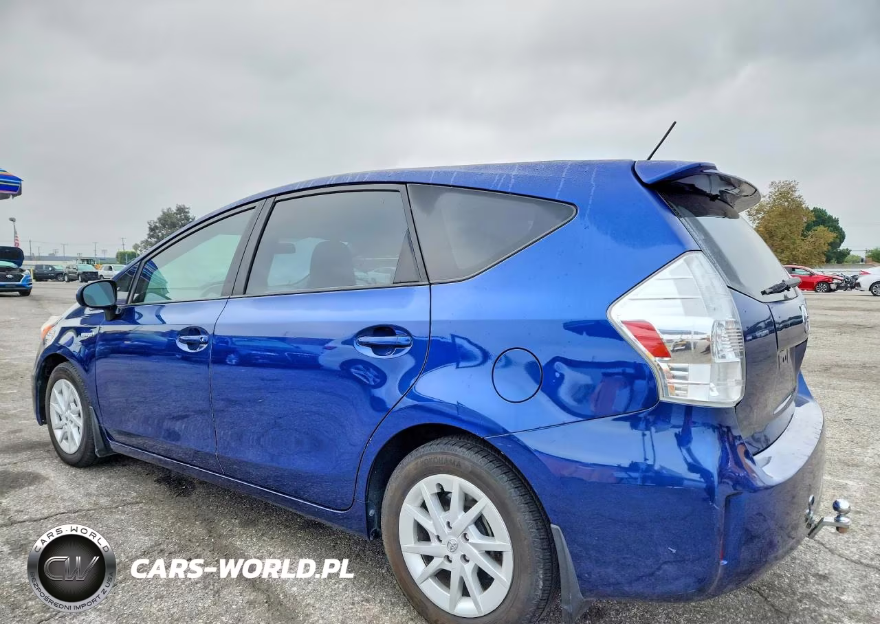 2013 Toyota Prius V Three VIN:JTDZN3EU7D3235943 - 2