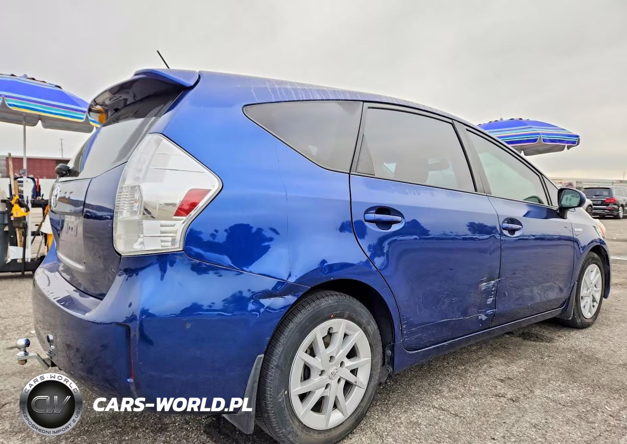 2013 Toyota Prius V Three VIN:JTDZN3EU7D3235943 - 3