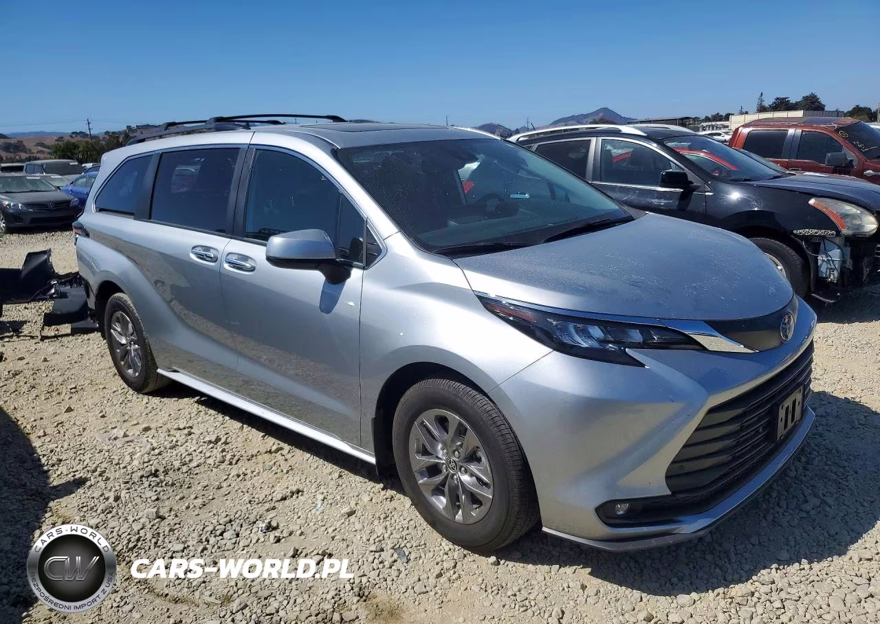 2025 Toyota Sienna Xle 7-Passenger VIN:5TDYSKFCXSS190660 - 4
