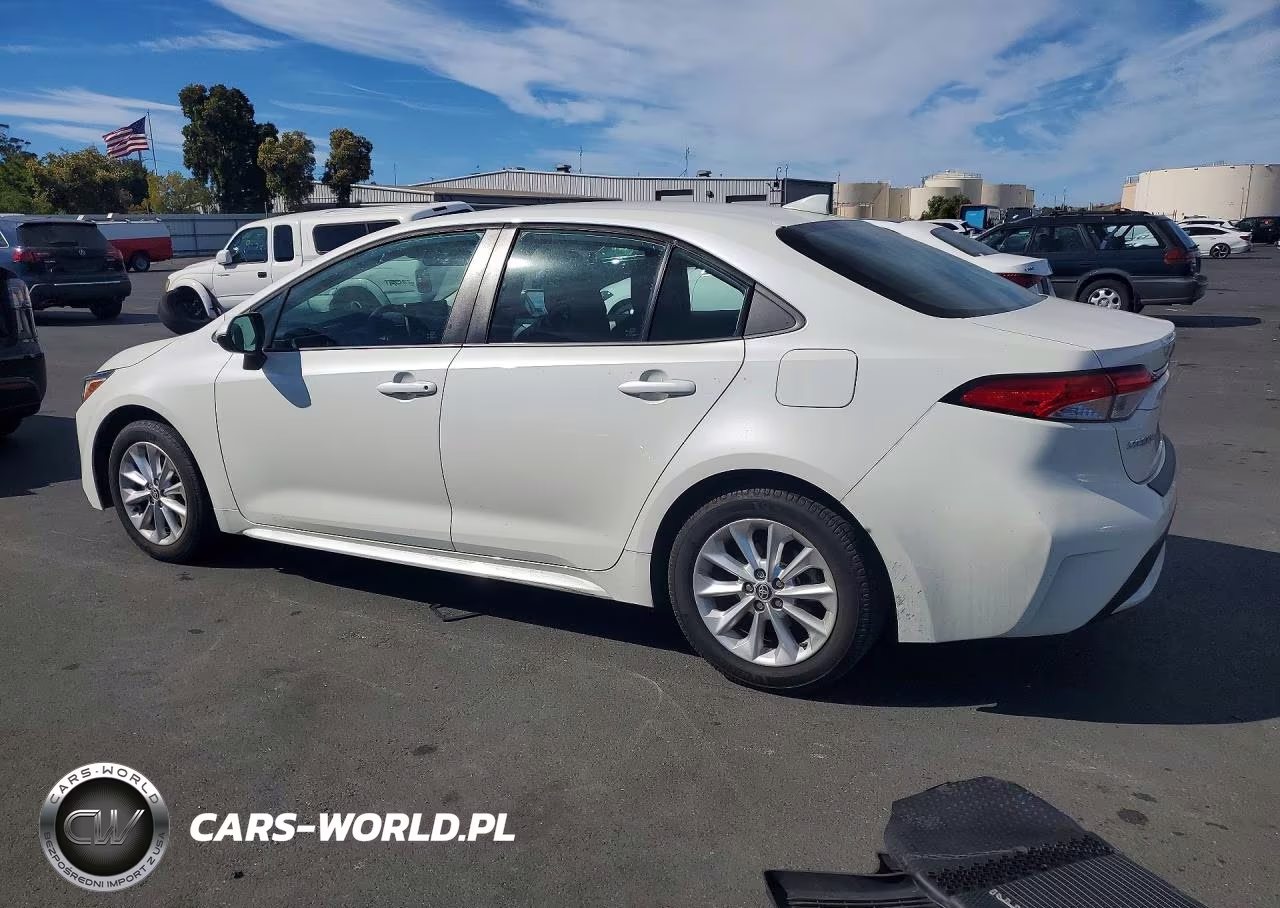 2021 Toyota Corolla Le VIN:5YFVPMAE0MP152942 - 2