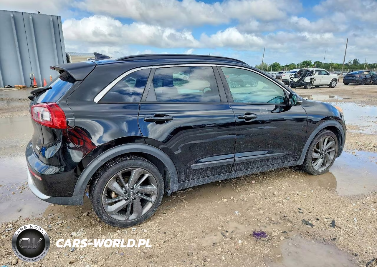 2017 Kia Niro Ex VIN:KNDCC3LC6H5045602 - 3
