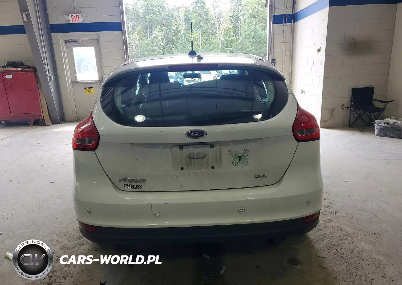 2017 Ford Focus Sel VIN:1FADP3M25HL213049 - 6