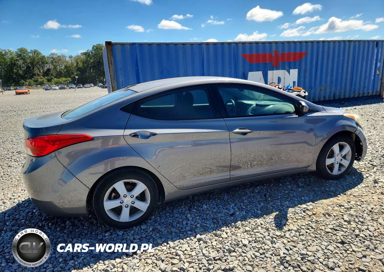 2013 Hyundai Elantra Gls VIN:5NPDH4AE7DH170005 - 3