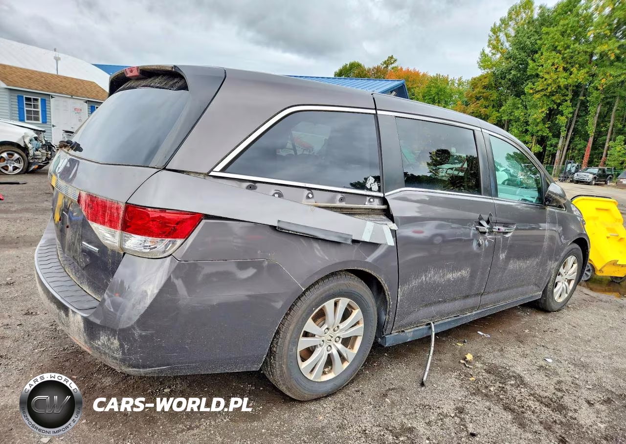 2016 Honda Odyssey Se VIN:5FNRL5H31GB150849 - 3