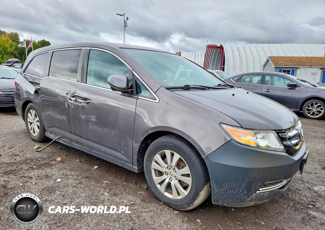 2016 Honda Odyssey Se VIN:5FNRL5H31GB150849 - 4