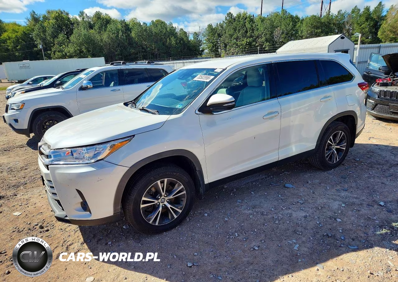 2019 Toyota Highlander Le