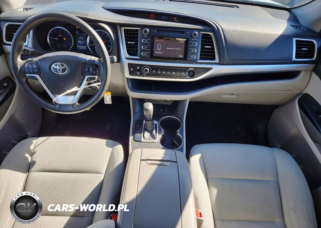 2019 Toyota Highlander Le VIN:5TDBZRFH1KS990219 - 8