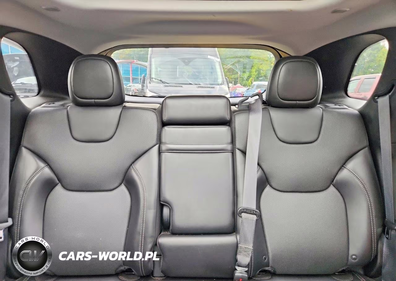 2019 Jeep Cherokee Limited VIN:1C4PJMDN7KD379289 - 10