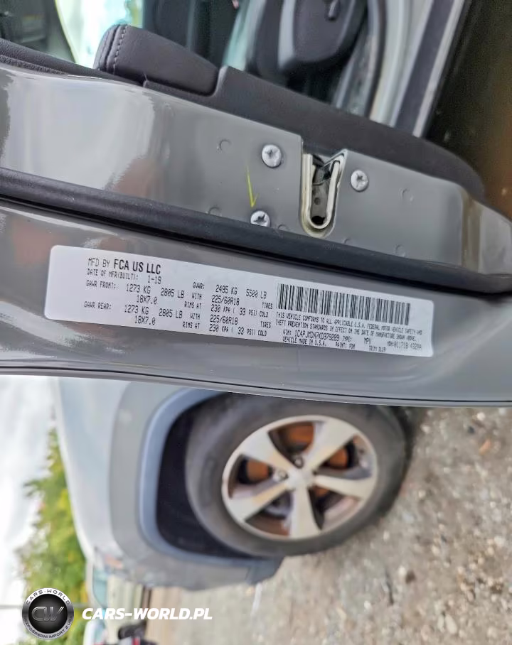 2019 Jeep Cherokee Limited VIN:1C4PJMDN7KD379289 - 13