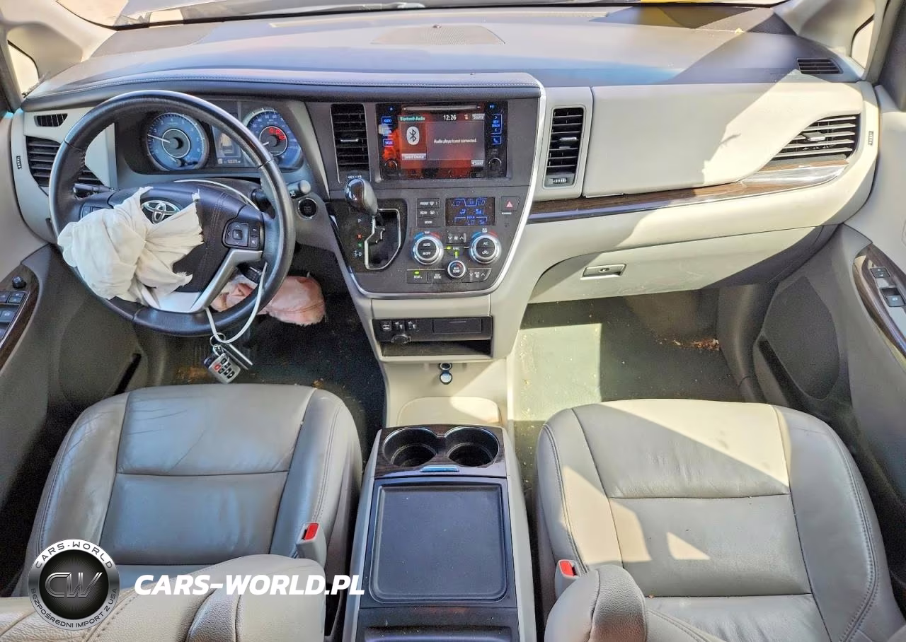 2017 Toyota Sienna Xle 7-Passenger VIN:5TDDZ3DC4HS175874 - 8