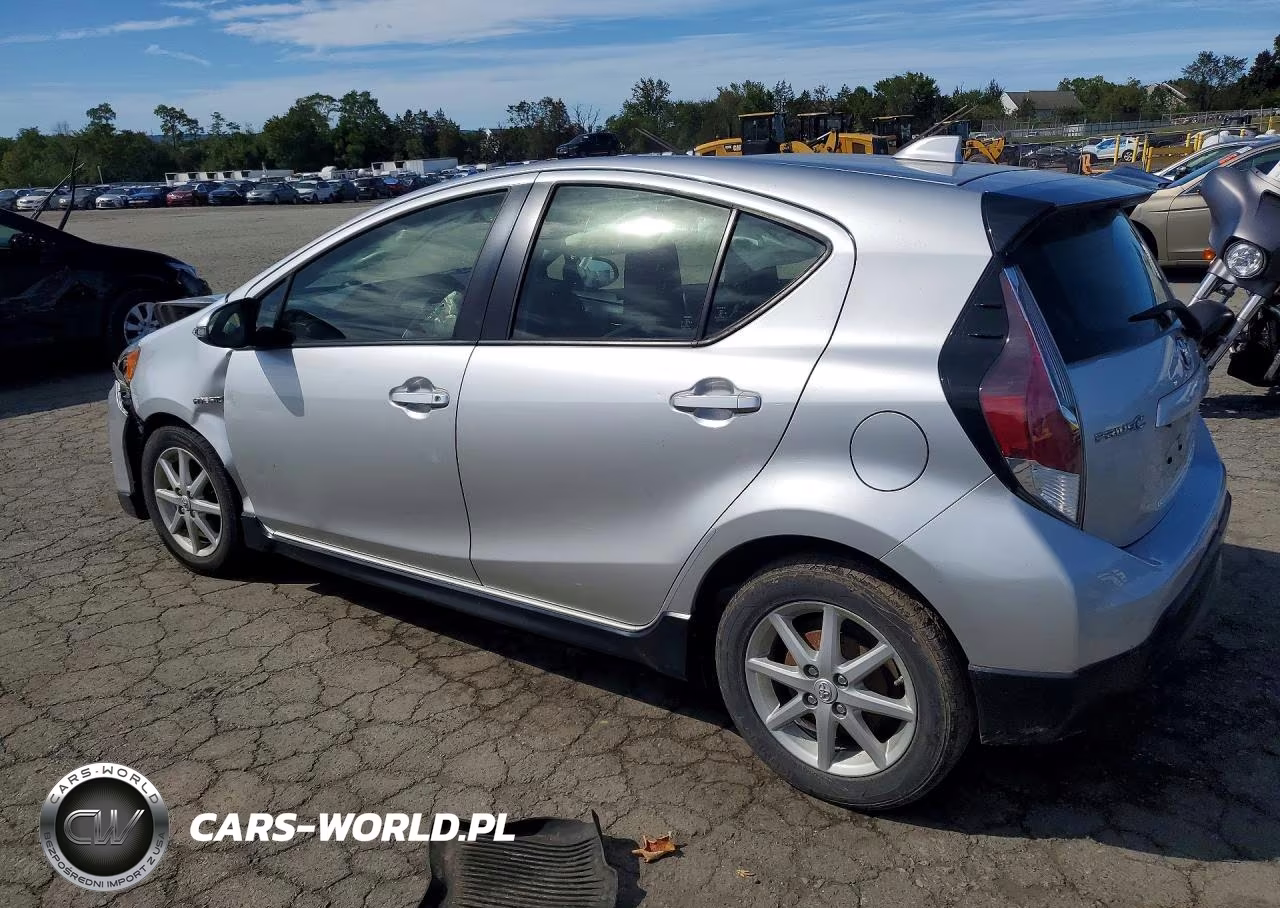 2017 Toyota Prius C One VIN:JTDKDTB37H1591309 - 2