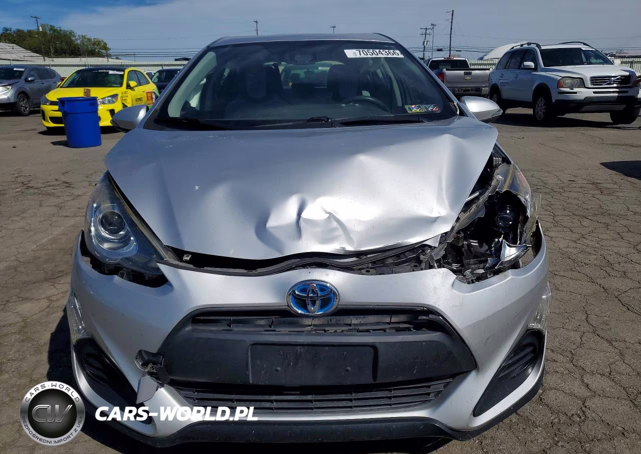 2017 Toyota Prius C One VIN:JTDKDTB37H1591309 - 5