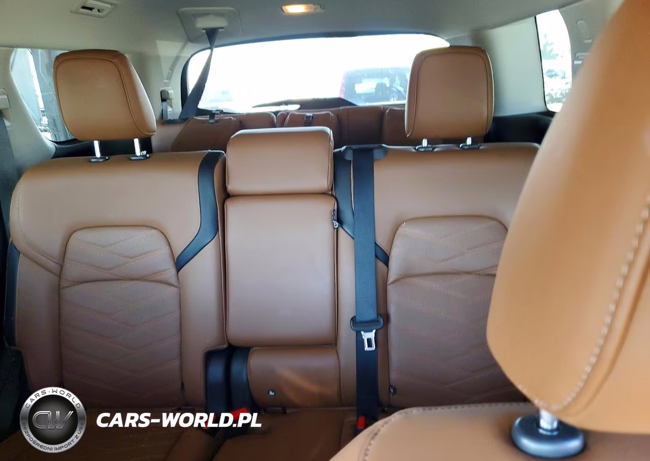 2025 Nissan Pathfinder Platinum VIN:5N1DR3DJ3SC306196 - 10