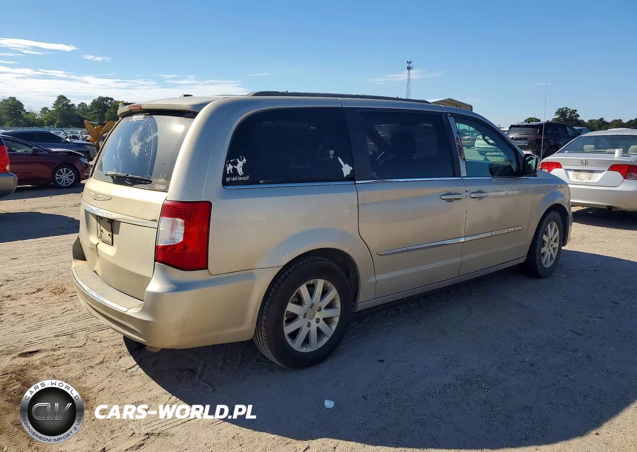 2014 Chrysler Town & Country Touring VIN:2C4RC1BG6ER437321 - 3