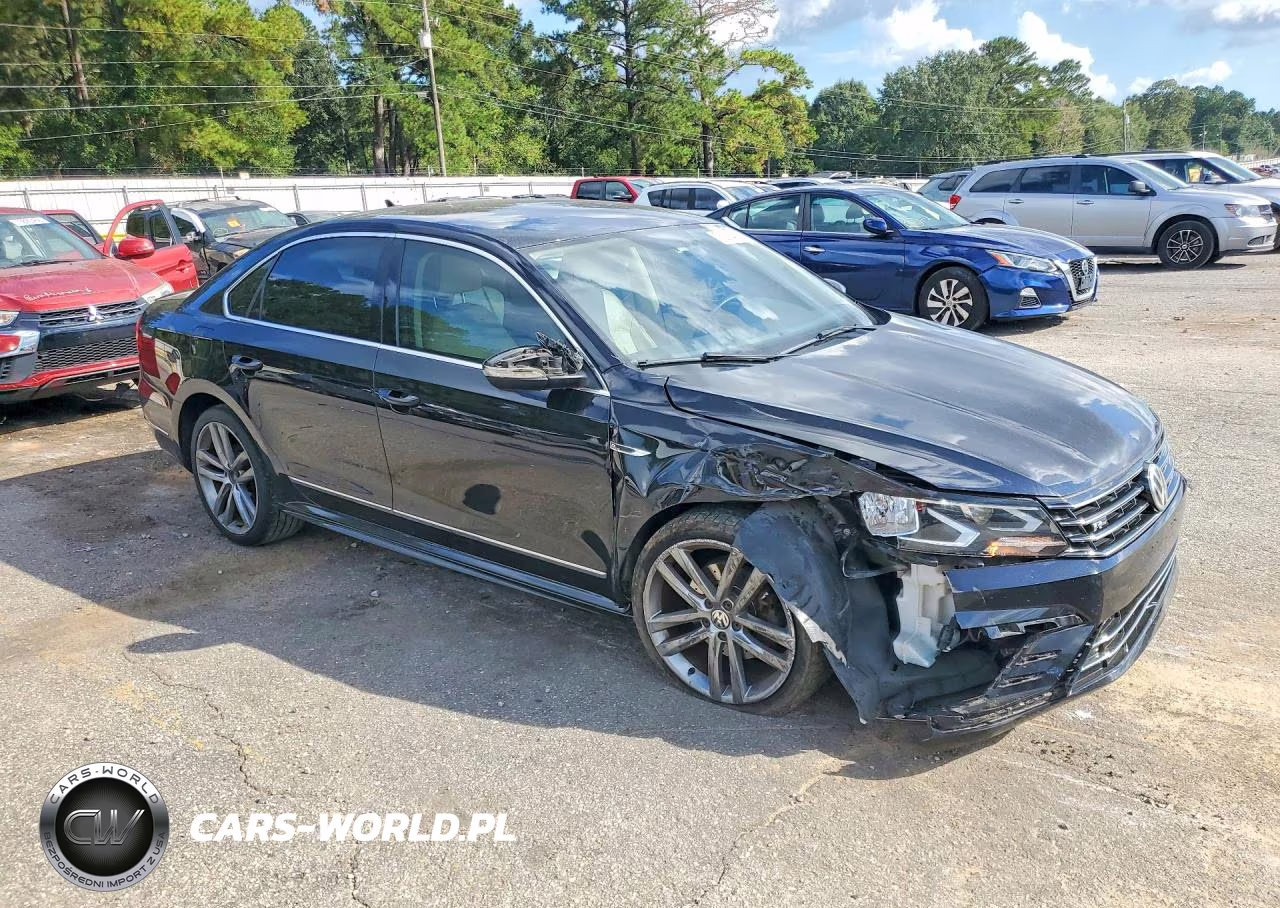 2017 Volkswagen Passat R-Line VIN:1VWDT7A32HC021000 - 4