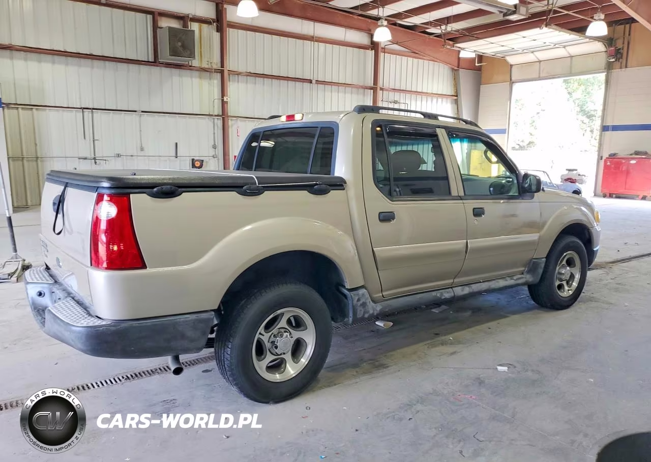 2004 Ford Explorer Sport Trac VIN:1FMZU67K74UC08537 - 3