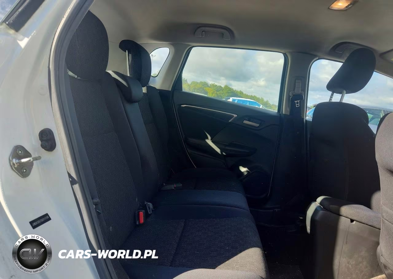 2016 Honda Fit Lx VIN:JHMGK5H57GX010109 - 10