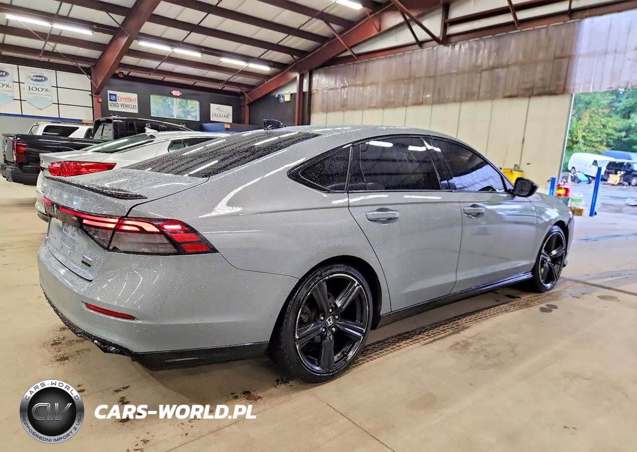 2023 Honda Accord Hybrid Sport-L VIN:1HGCY2F79PA036278 - 3