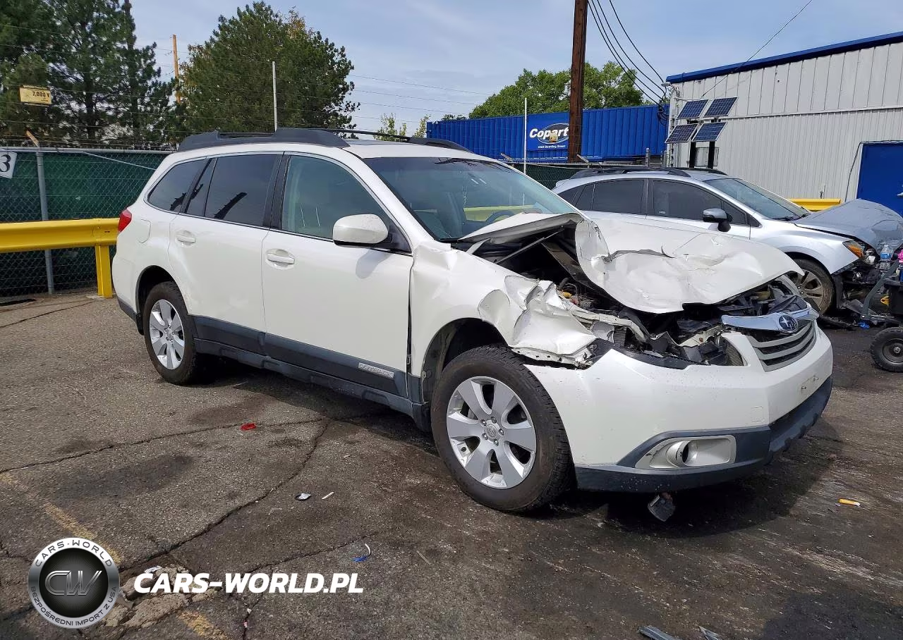 2012 Subaru Outback 2.5I Premium VIN:4S4BRCGC7C1283345 - 4