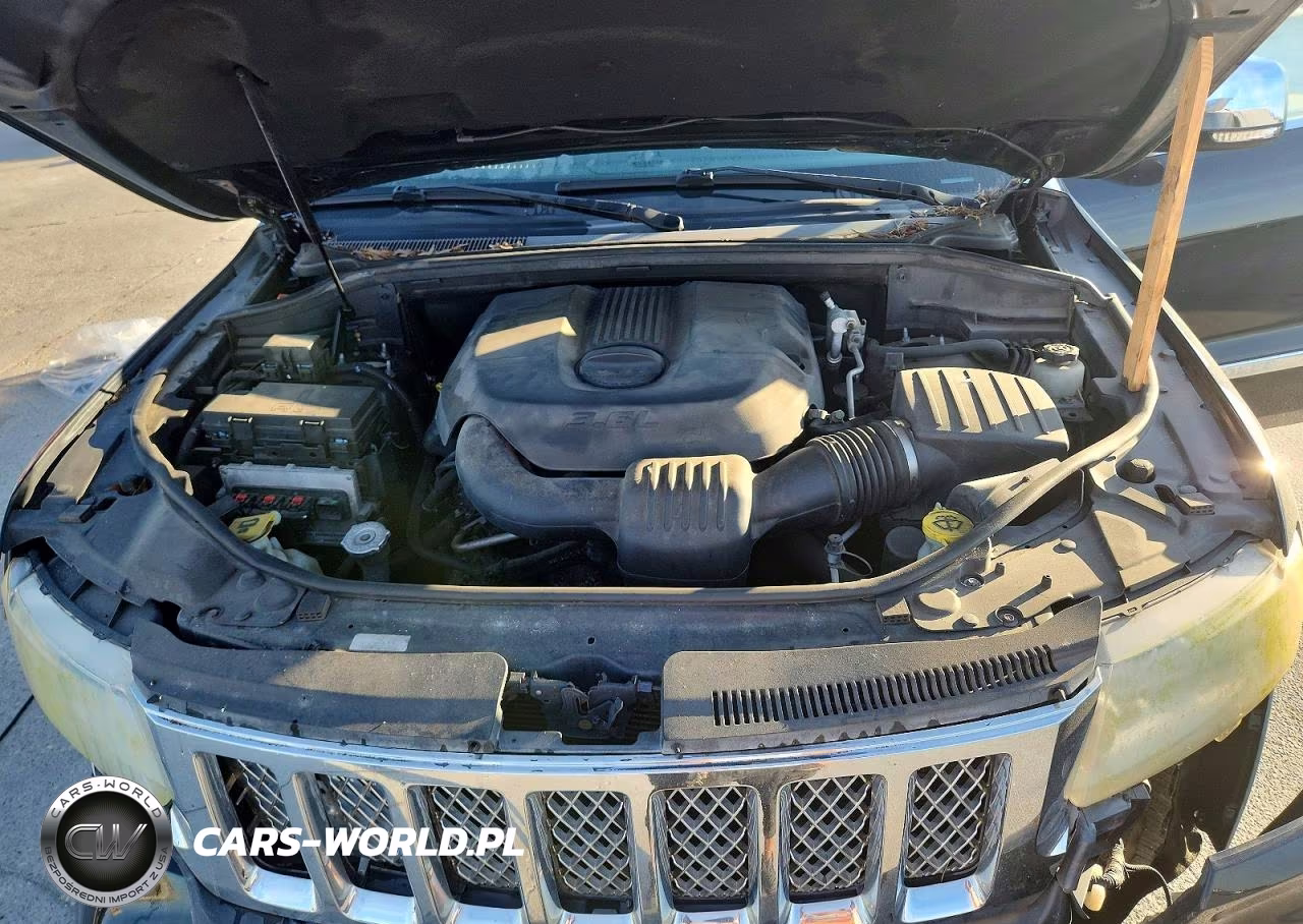 2011 Jeep Grand Cherokee Overland VIN:1J4RR6GG0BC608678 - 12
